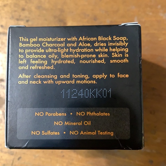 Shea Moisture moisturizer - Picture 3 of 4